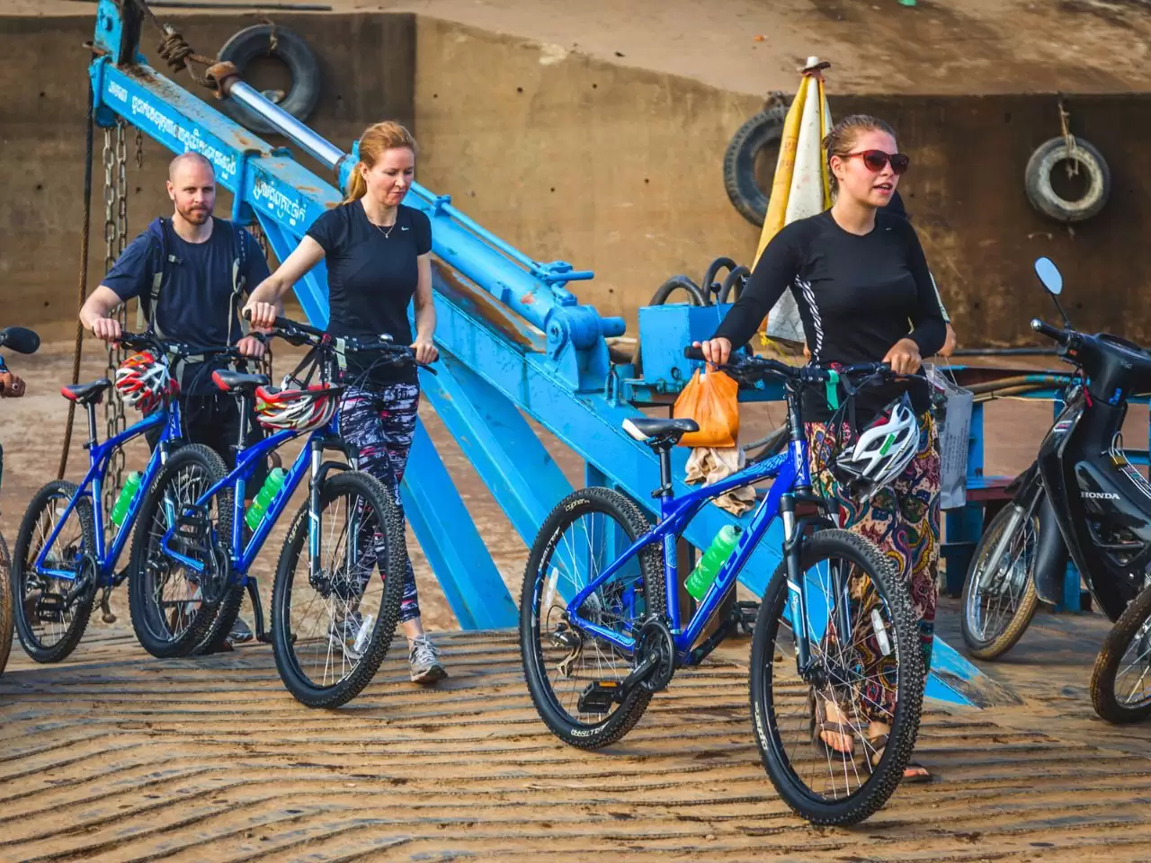 Mekong Delta Bike Ride 6 Days